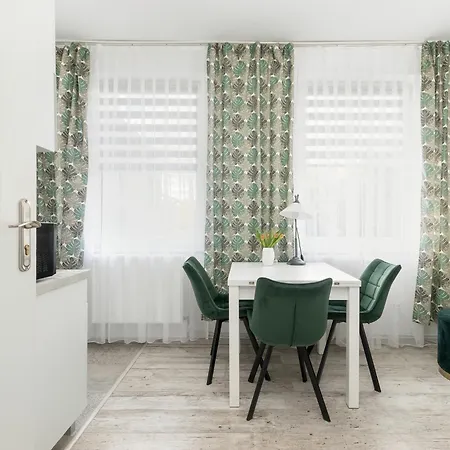 Astra By Solarento Apartament *